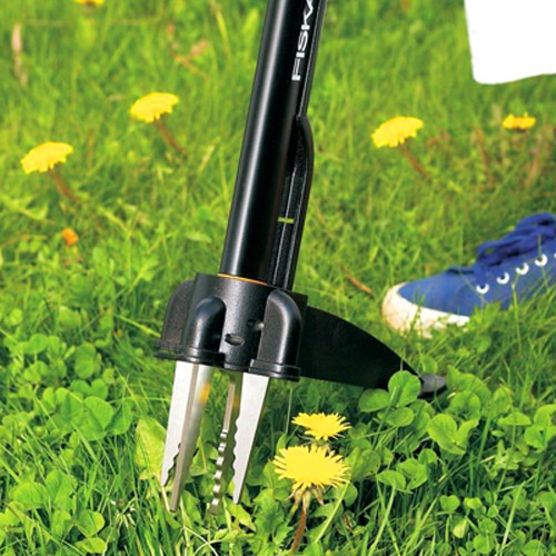 new-fiskars-lawn-garden-weeder-weed-puller-gardening-tool-as-seen-on-tv